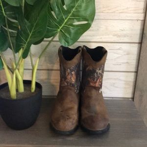 Boy’s Rocky boots 6